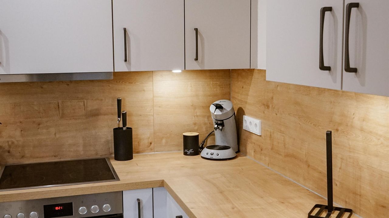 04_ferienwohnung_bergzeit_k_che__3_ 04_ferienwohnung_bergzeit_k_che__3_